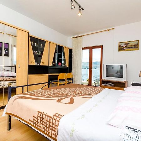 Apartments Marijana Trogir Buitenkant foto