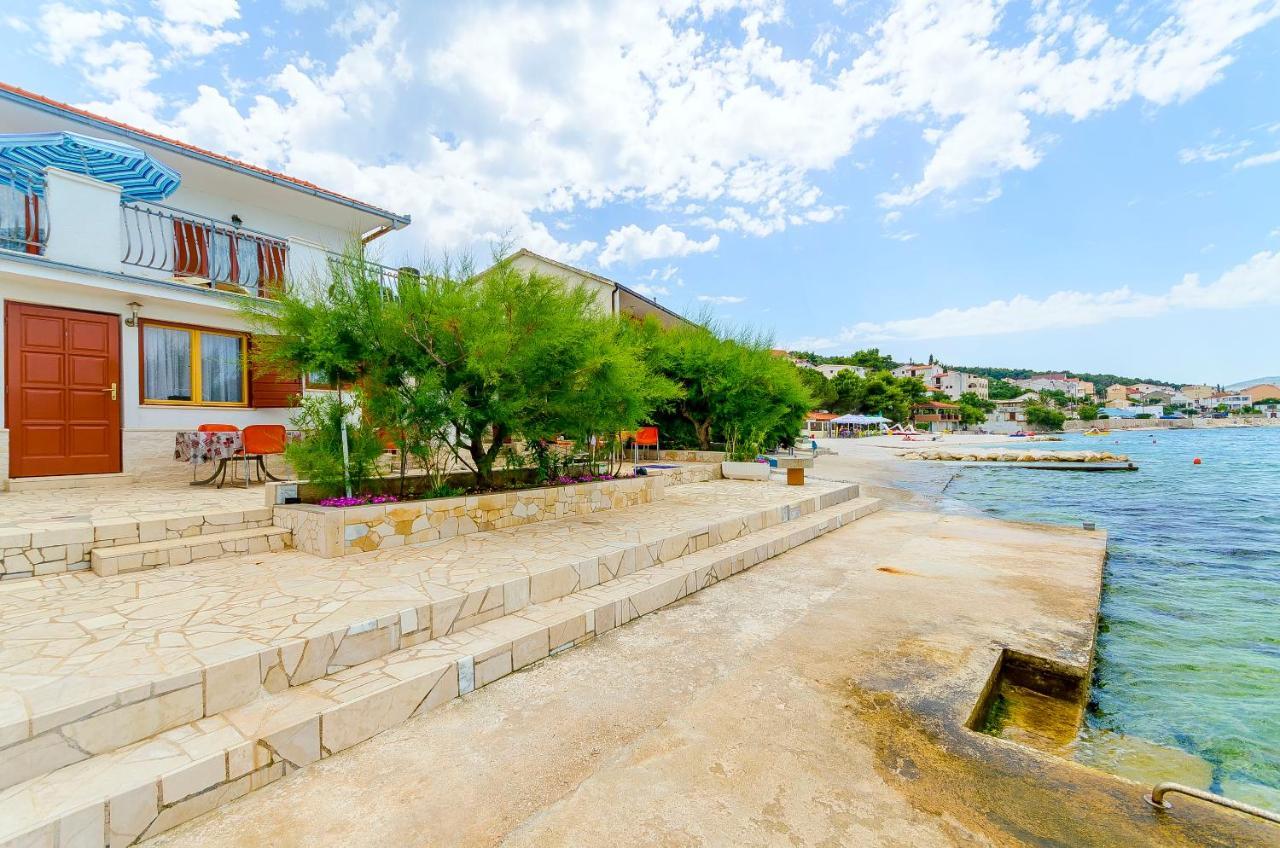Apartments Marijana Trogir Buitenkant foto