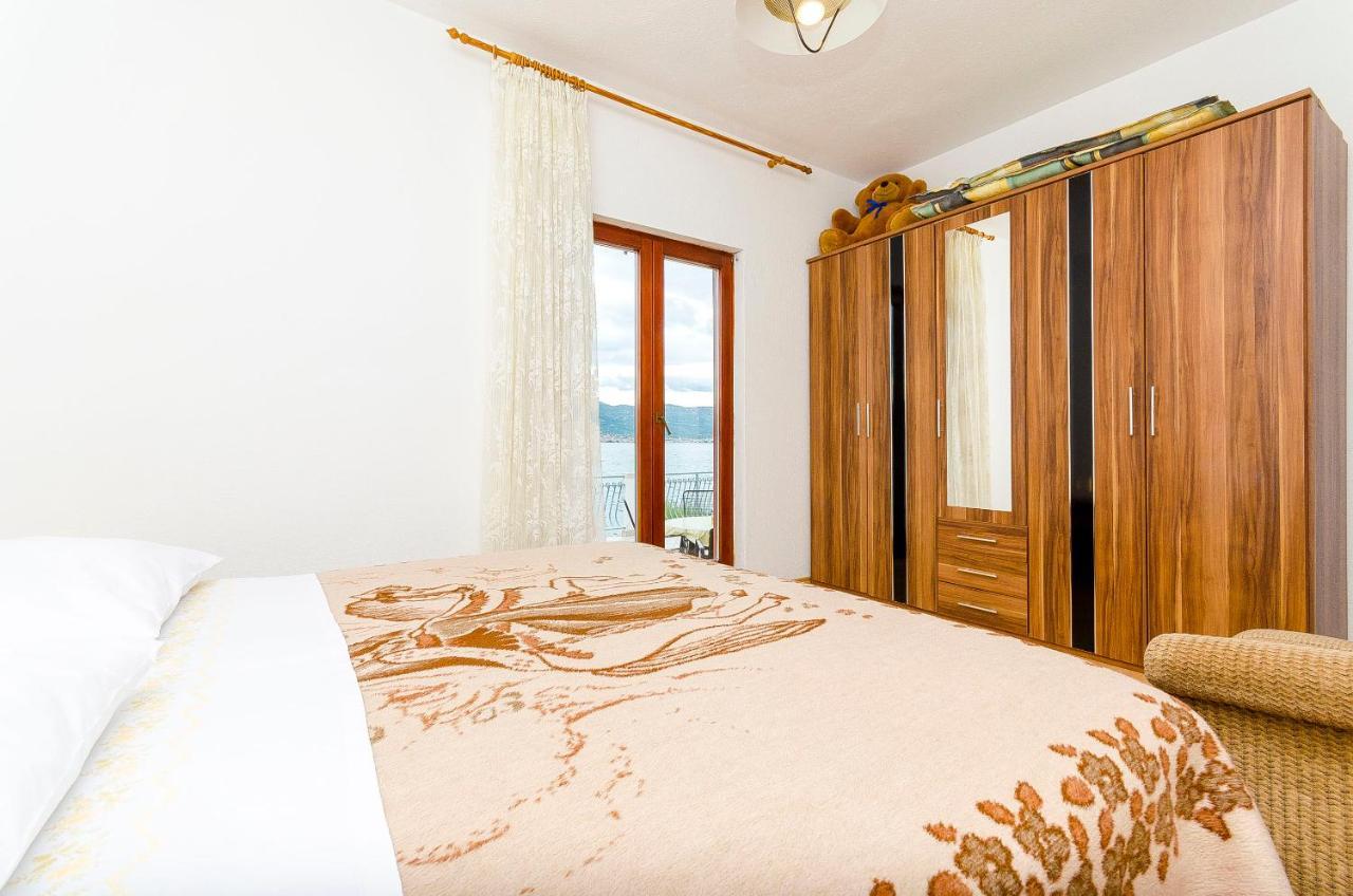 Apartments Marijana Trogir Buitenkant foto